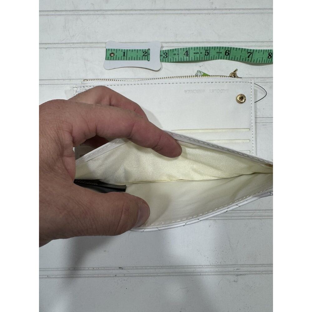 Studio Badgley Mischka White Quilted Long Cards Wallet NWT Vegan Leather - Picture 7 of 7